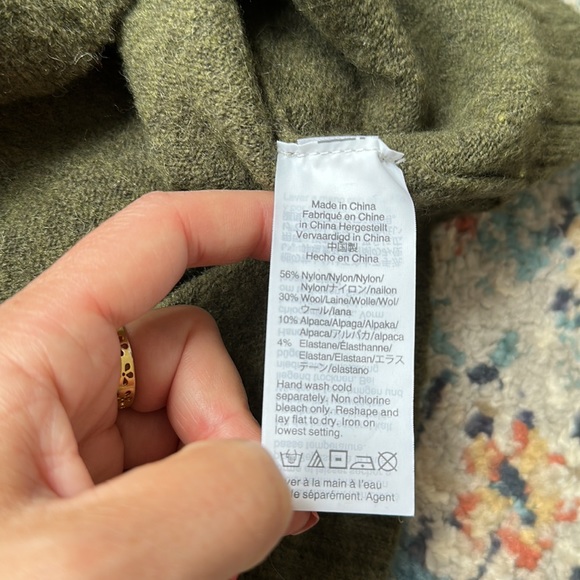 Jcrew xxs green turtleneck sweater - Picture 3 of 3